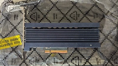 SAMSUNG PM1725b 3.2TB NVME PCIE SSD AIC - Image 1 of 3