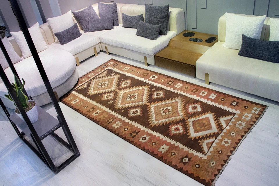 Alfombra Kilim de lana anudada a mano vintage 4x9 alfombras de área geométrica turca 4'7' x 9'6" Foto 1 de 4