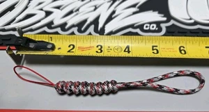 Knife Paracord Lanyard (Red,White,Grey,&Black) - Picture 1 of 6