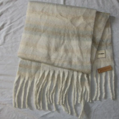 Новый с Ярлыками Steve Madden кремовая полоса бахрома шарф шаль надежном одеяло 18 «x 70» мягкий - Изображение 1 из 3
