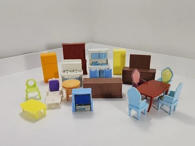 Lote de muebles vintage para casa de muñecas Kameny Foto 1 de 4