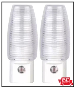 3,47 Zoll Plug-In Glühlampe Automatisch Dämmerung bis Morgengrauen Warmweiß LED Nachtlicht - Bild 1 von 3