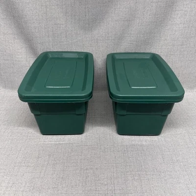 2 - Vintage Rubbermaid Roughneck 1 Gallon Small Storage Totes #0475 Green - Image 1 of 4