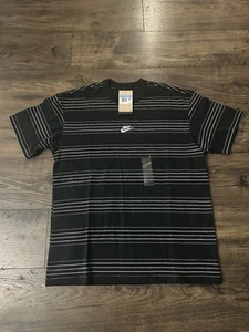 Nike Sportswear Premium Essentials Striped Black Tee Loose Fit Men Medium - Picture 1 of 4