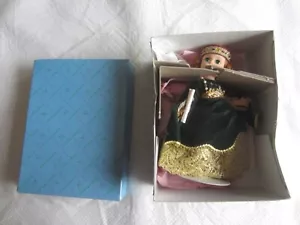 1992 Madame Alexander 7 1/2 Zoll #329 Queen Isabella Puppe - Bild 1 von 3