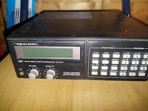 Realistic PRO 2022 VHF / UHF Programmable Scanner 200 CHANNEL