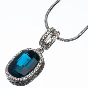 17.90 CT Ovale Taglio Stile Forma Topazio Blu Cz 18K Placcato Oro Bianco Pendant - Foto 1 di 3