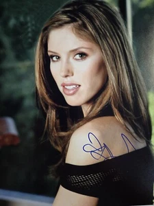 Kayla Ewell Autographed Signed Photograph W/ COA 8x10" IMPERFECTIONS - Picture 1 of 5