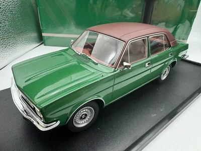 Cult 1/18 Morris Marina HL Saloon 1977-1979 Green - Image 1 of 4