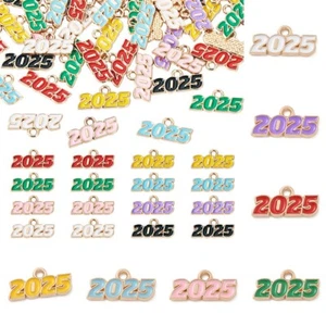 100 piezas colgantes de esmalte de aleación de oro claro número 2025 dijes fabricación de joyas 9x18 mm - Imagen 1 de 30