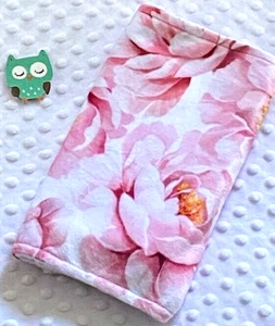 Handcrafted Pink Flower Minky Print & White Minky Bubble Baby Burp Cloth - Picture 1 of 2