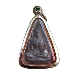 Amuleto tailandés Somdej Nang Phaya Buddha Sak Yant carcasa de acero inoxidable - Imagen 1 de 6