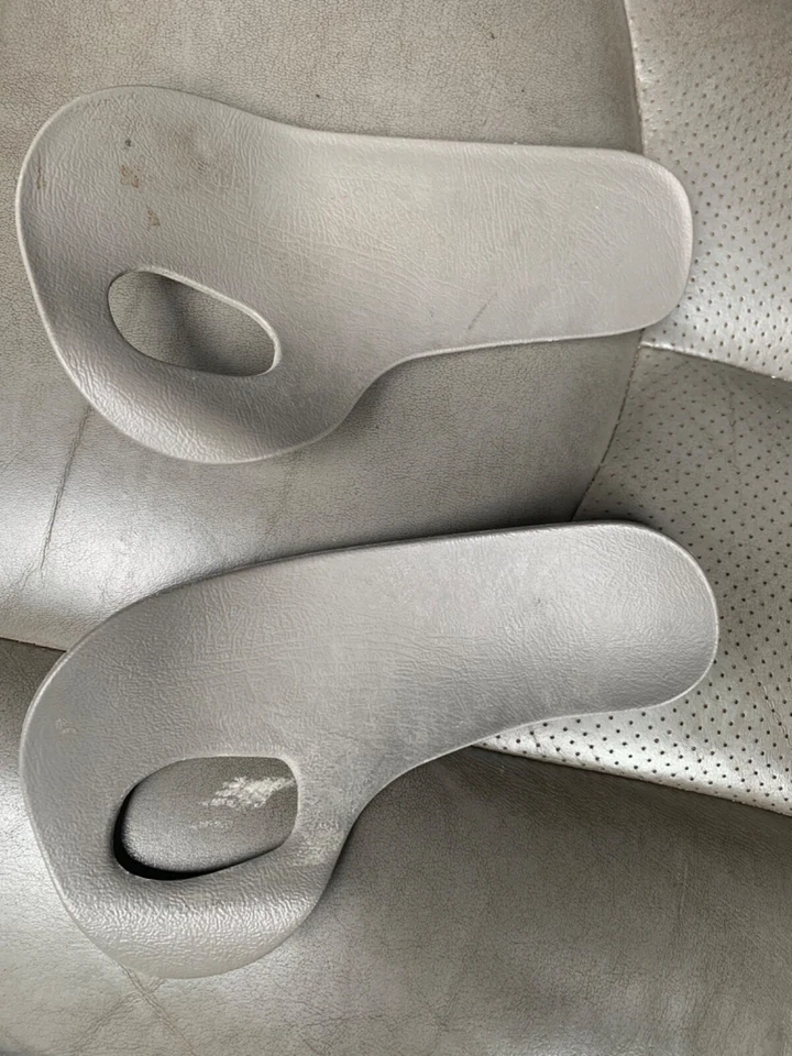 Cadillac Escalade 2002-06 lado del conductor puerta delantera y trasera gris manija plástico Foto 1 de 1