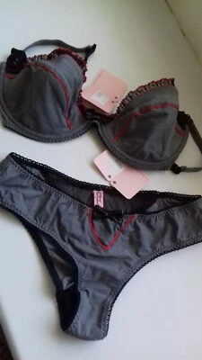 AGENT PROVOCATEUR VINTAGE JULIETTE PINSTRIPE SECRETARY BRA 36DD & LARGE BRIEF WT - Image 1 of 4