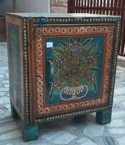 Vintage Hand Painted Iron Cabinet Cupboard Old Almirah New Painting Metal Shelf Cover