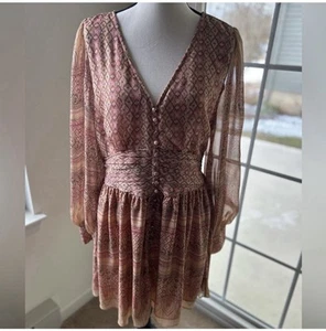 House of Harlow SHONA JOY V-Ausschnitt Metallic schimmernd gesmoktes Minikleid rosa L - Bild 1 von 12