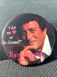 TONY BENNETT PROMO BUTTON FROM ATLANTIC CITY APPEARENCE IN 1980'S - Picture 1 of 2