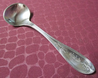 Cuchara de sal de oliva placa de plata temprana ILD? Monograma sin marca de fabricante bu Foto 1 de 3