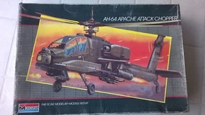 AH-64 Apache Attack chopper Monogram scale plastic model kit 1:48 - Foto 1 di 6