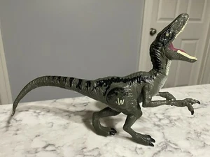 2015 Jurassic World Velociraptor Blue 10" Dinosaur Figure Hasbro Raptor - Picture 1 of 8