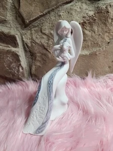 Avon reinweißer Engel Baby Lamm Porzellan Figur Krippe 7 Zoll - Bild 1 von 7