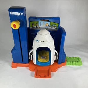 VTech Go Go Smart Wheels Blast-Off Space Station Replacement Piece Center Rocket - Picture 1 of 6