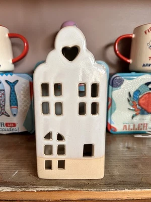 white ceramic tea light house - Image 1 of 3