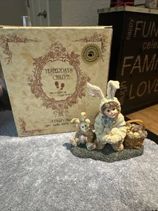 gestern s Kind Dollstone Collection #3538 Heather With Lauren Bunny Helpers - Bild 1 von 3