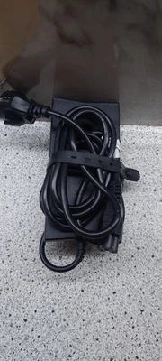 Original Dell Netzteil 130W (Modell: LA130PM121) – 19.5V / 6.7A - Bild 1 von 4