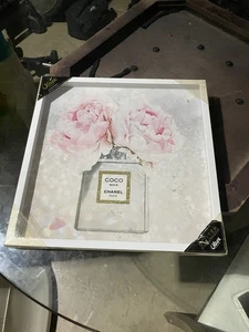 Printed Oliver Gal BOUQUET COCO NOIR CHANEL PARIS 16”x16” GLITTER - Picture 1 of 4
