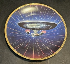 1994 Hamilton Collection Star Trek The Voyagers USS ENTERPRISE NCC-1701-D Plate - Picture 1 of 6