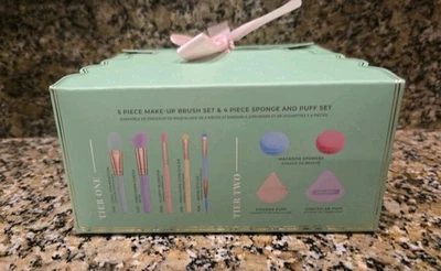 Spectrum Patisserie Macaroon Makeup Brush, Sponge & Puff 9 pc Set - Image 1 of 4