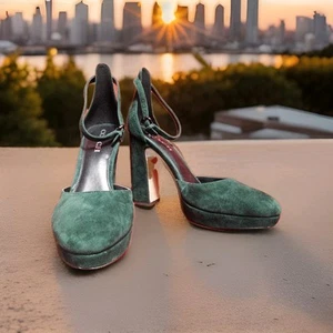 Coach Chrystie Suede Closed Toe Ankle Strap Platform Pumps Green Women 8.5 B  - Picture 1 of 5