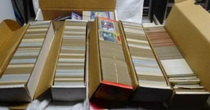 ** Menge 100 - VINTAGE - FUSSBALLKARTEN - mindestens 25 verschiedene - 30 JAHRE ALT!! - Bild 1 von 1