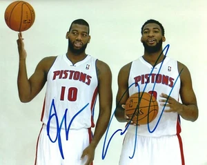 Signiertes 8x10 GREG MONROE & ANDRE DRUMMOND Detroit Pistons handsigniertes Foto COA - Bild 1 von 1