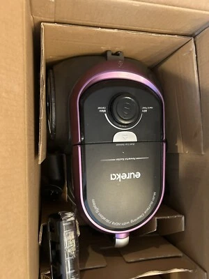 Eureka Bagless Powered Nozzle Anti-Tangle Canister Vacuum NEN185 - Image 1 of 4