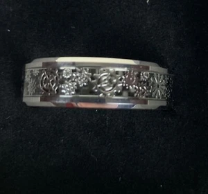 Three Keys Jewelry Mechanical Gear Tungsten Carbide Men's Band - Picture 1 of 8