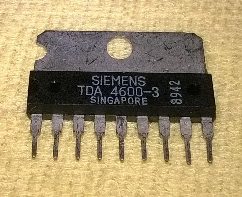TDA4600-3 Siemens CONTROL IC PARA FUENTES DE ALIMENTACIÓN MODO CONMUTADO Foto 1 de 1
