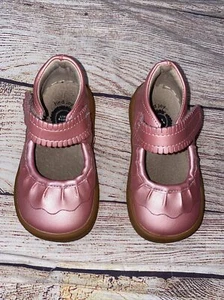 Livie Luca Toddler 4 Pink Shimmer Honeycomb Soles  - Picture 1 of 5