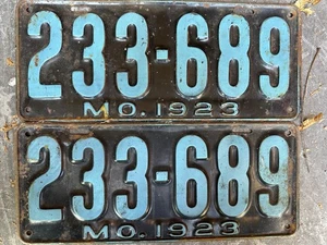 Missouri 1923 Nummernschild Paar 233-689 MO Antik Oldtimer - Bild 1 von 3