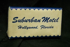 VINTAGE ADV SUBURBAN MOTEL/HOLLYWOOD, FL~SOUVENIR TRAVEL MINI SOAP - Picture 1 of 2