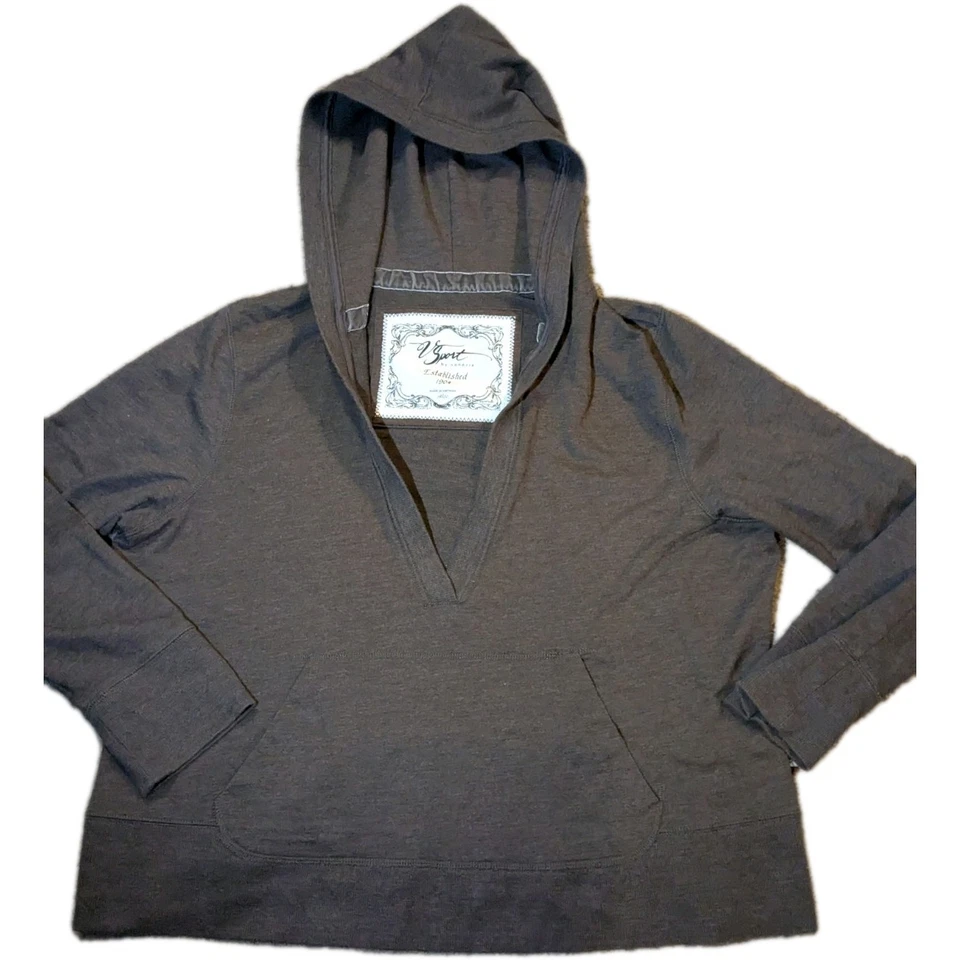 Sudadera con capucha V Sport by Venezia talla 18 para mujer km negra cuello en V Foto 1 de 4