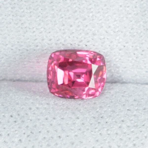 0,76 ct TOP GLÄNZENDES HERVORRAGENDES ROSA ROTES NATÜRLICHES SPINELLKISSEN siehe Vdo JB - Bild 1 von 4