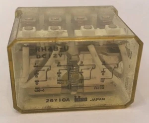 IDEC RELAY - Plug-In 4PDT 10A 12VDC - Bild 1 von 1