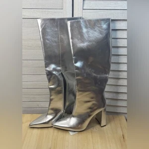 Zara Silver Knee-High Boots. Faux leather. NWT. Size 7 - Bild 1 von 7