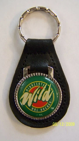 MINNESOTA WILD LEATHER KEY CHAIN Cover