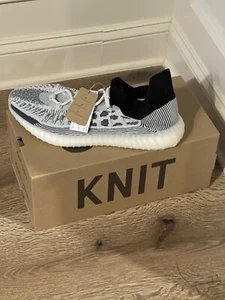 Size 16 - adidas Yeezy Boost 350 V2 CMPCT Panda - Picture 1 of 6