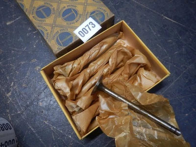 NOS 51 52 53 54 STUDEBAKER V8 INTAKE VALVE SET COMMANDER PRESIDENT HAWK 527694 - Image 1 of 4