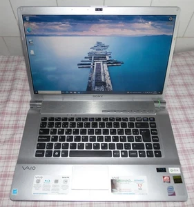 Ordenador Portátil Portatil Sony Vaio VGN-FW21E 500 GB 16,4" 1600x900 - Imagen 1 de 17