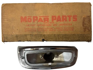 New Old Stock Right Parking & Turn Signal Housing for 1953 Chrysler #1495692 - Picture 1 of 1
